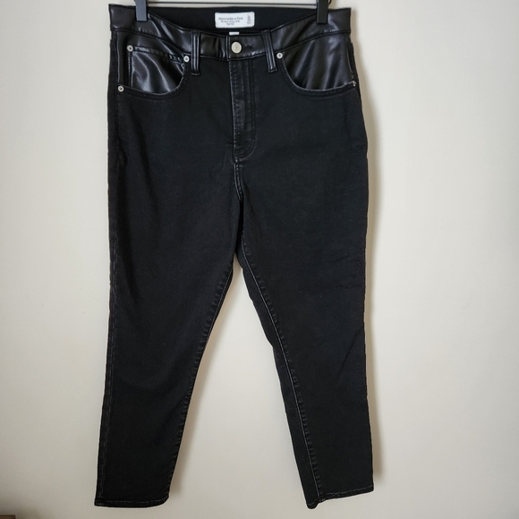 Abercrombie & Fitch | Curve Love Super Skinny Ankle High Rise Jeans Leather Trim - Picture 4 of 13